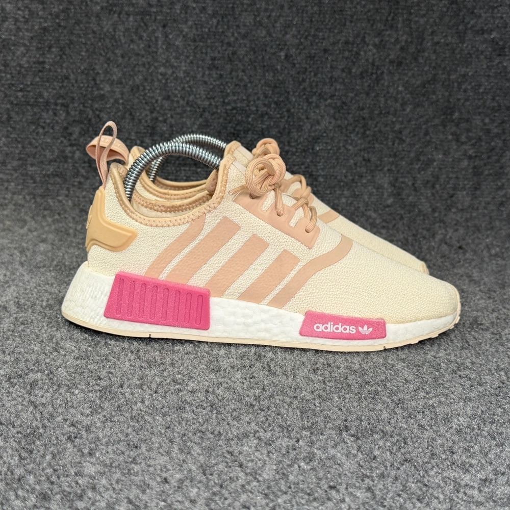 Adidas NMD R1 Athletic Shoes Women's 7 Halo Blush Running Run Training Sneakers